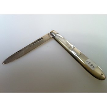 1898 Mother of Pearl Silver bladed folding knife.