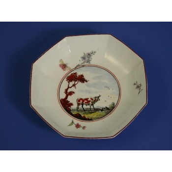 CHELSEA RAISED ANCHOR OCTAGONAL SAUCER "THE OX AND TOAD FABLE" c1753 - 1754