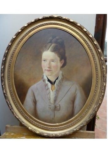 LATE 19TH CENTURY OIL PORTRAIT OF YOUNG LADY.